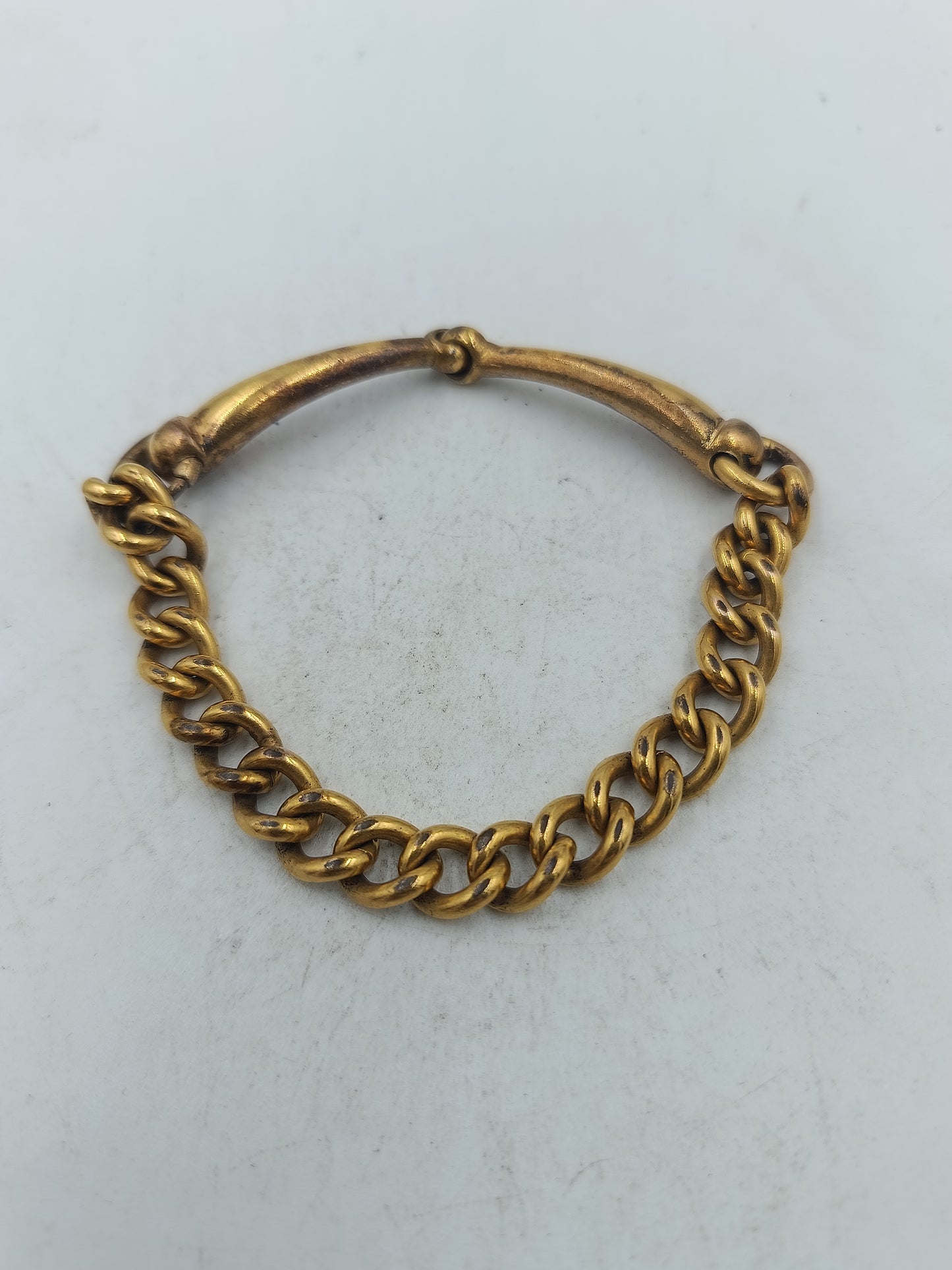 Massives Armband in Goldoptik mit kräftiger Gliederkette und klassischem Verschluss
