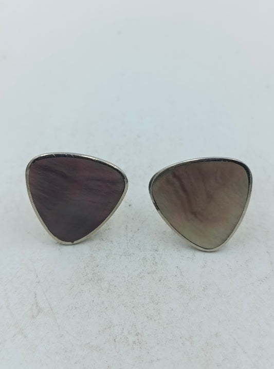 Elegante Manschettenknöpfe in Silber und Goldoptik mit dreieckiger Perlmutt Einlage