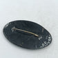 Handbemalte Vintage Brosche mit winterlicher Kutschenszene