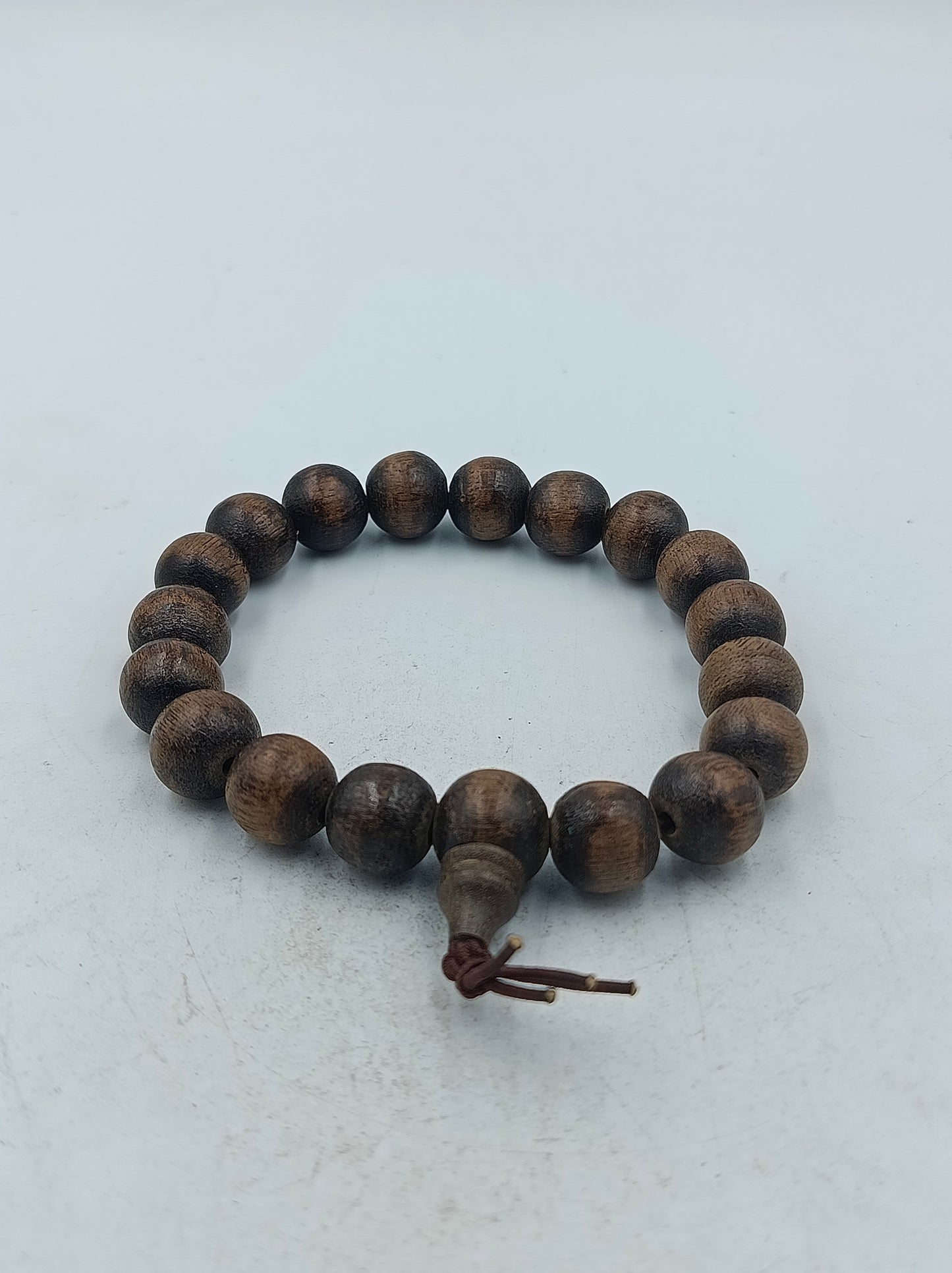 Natürliches Holzperlen Armband mit schlichter Ausstrahlung