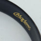 Schmaler Vintage Armreif in Schwarz Gold mit asiatischen Tiermotiven