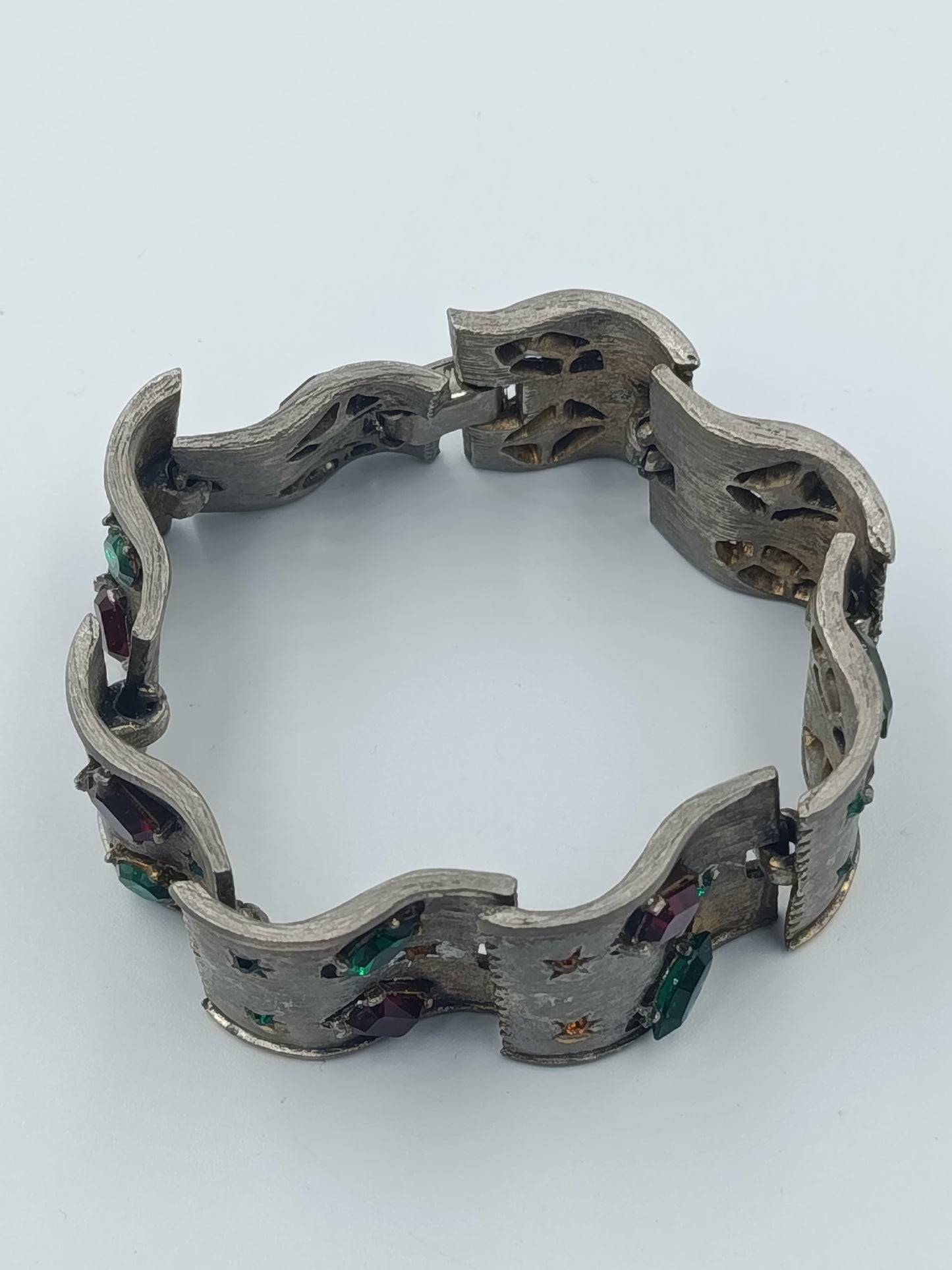 Massives Vintage Armband mit farbigen Steinen und Sternmotiven