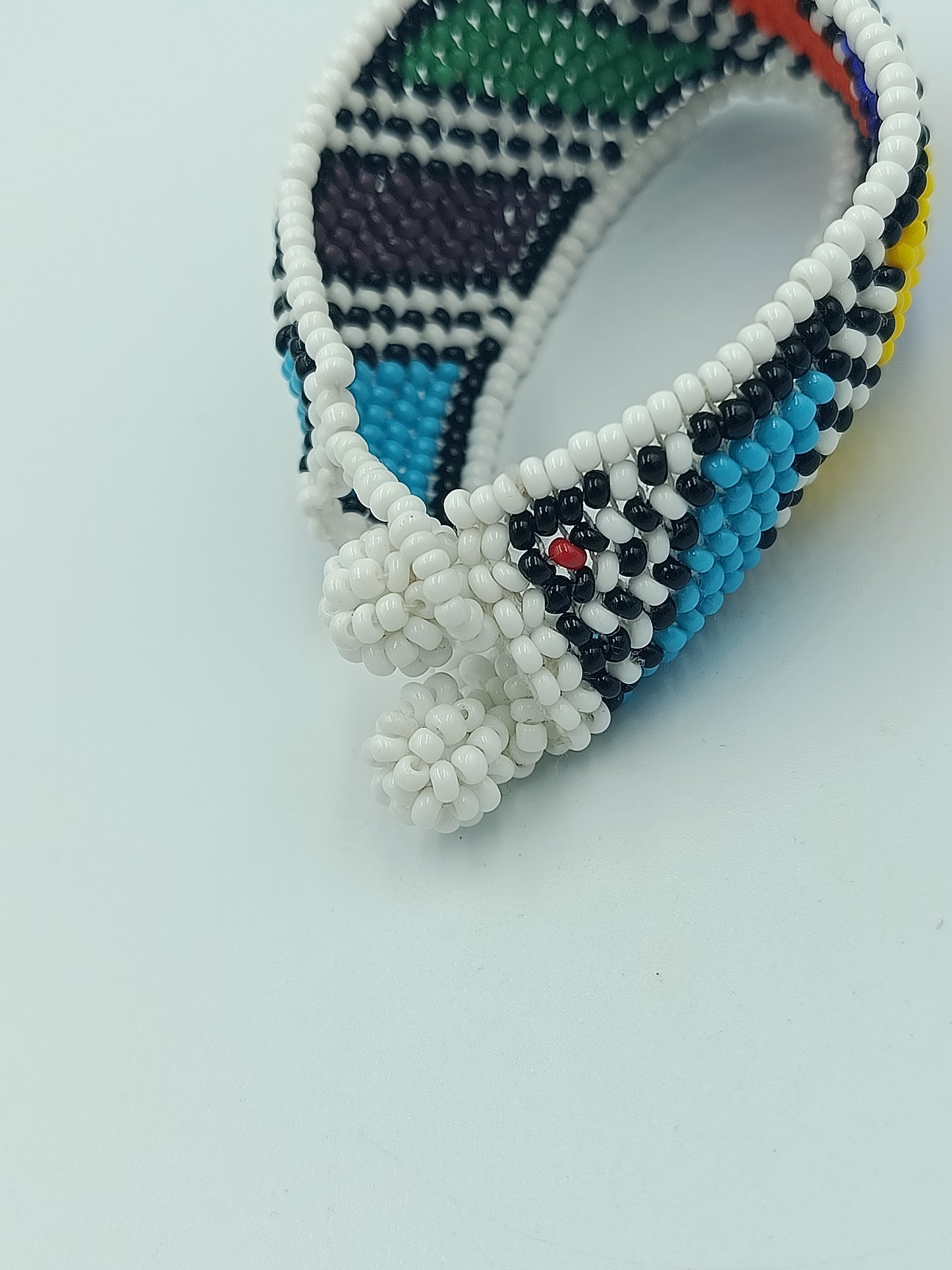 Handgefertigtes Perlenarmband buntes Ethno Muster Boho Style