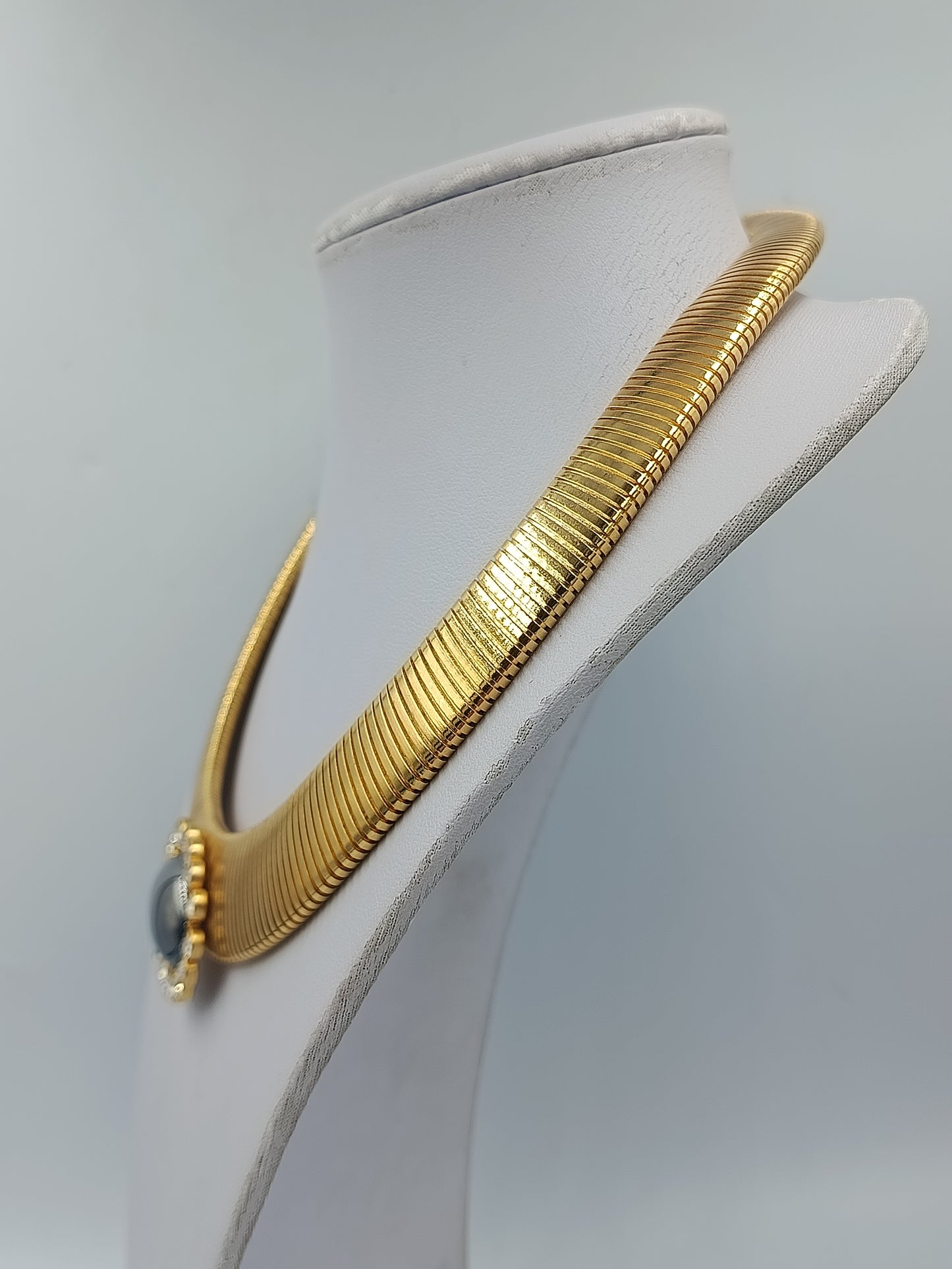 Statement Collier Goldfarben mit Strass und Cabochon Anhänger