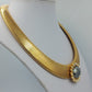 Statement Collier Goldfarben mit Strass und Cabochon Anhänger