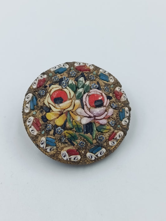 Vintage Millefiori Blumen Brosche aus Italien mit farbenfrohem Mosaikdesign