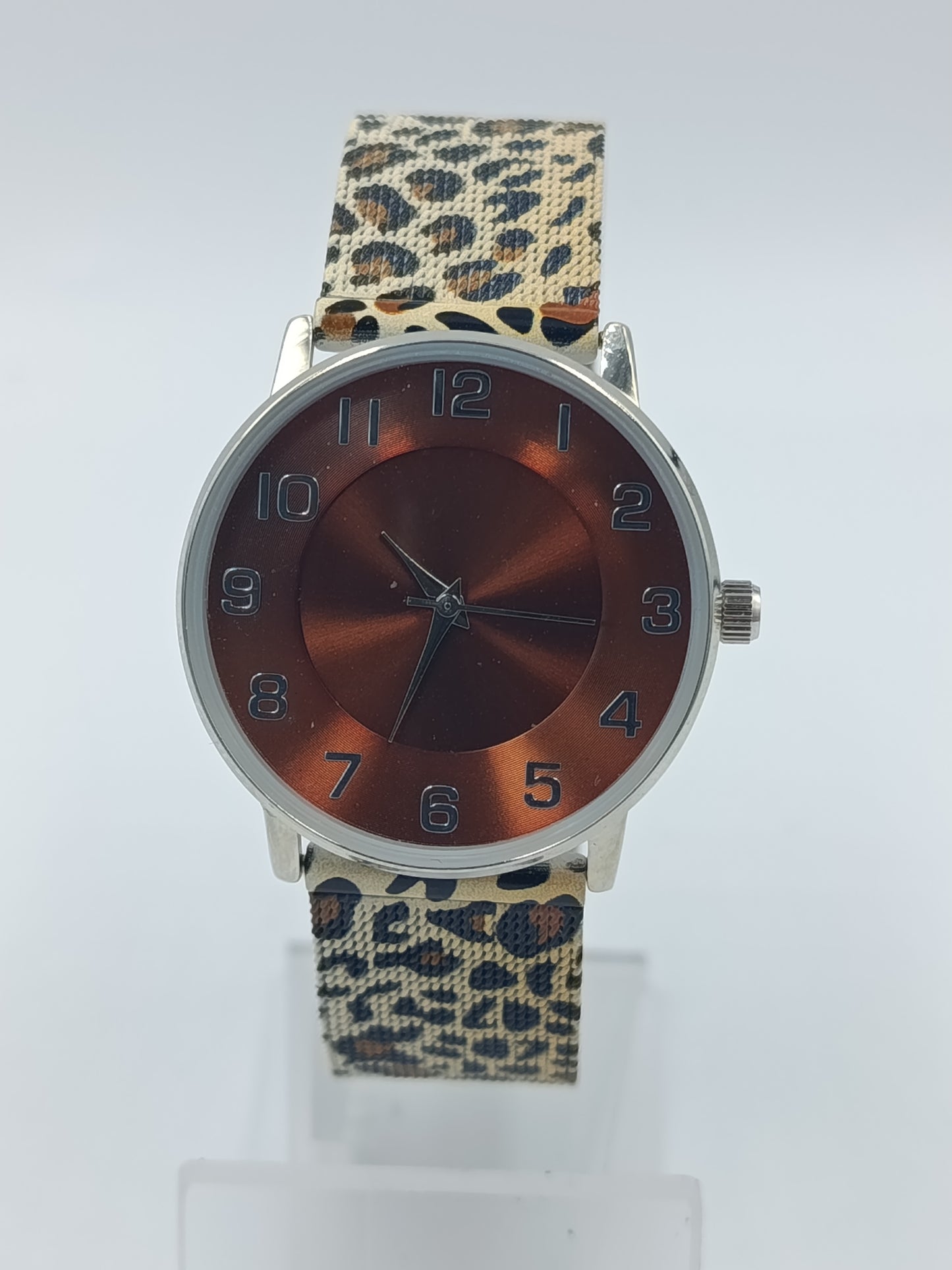 Damenarmbanduhr mit Leopardenmuster Armband und braunem Zifferblatt