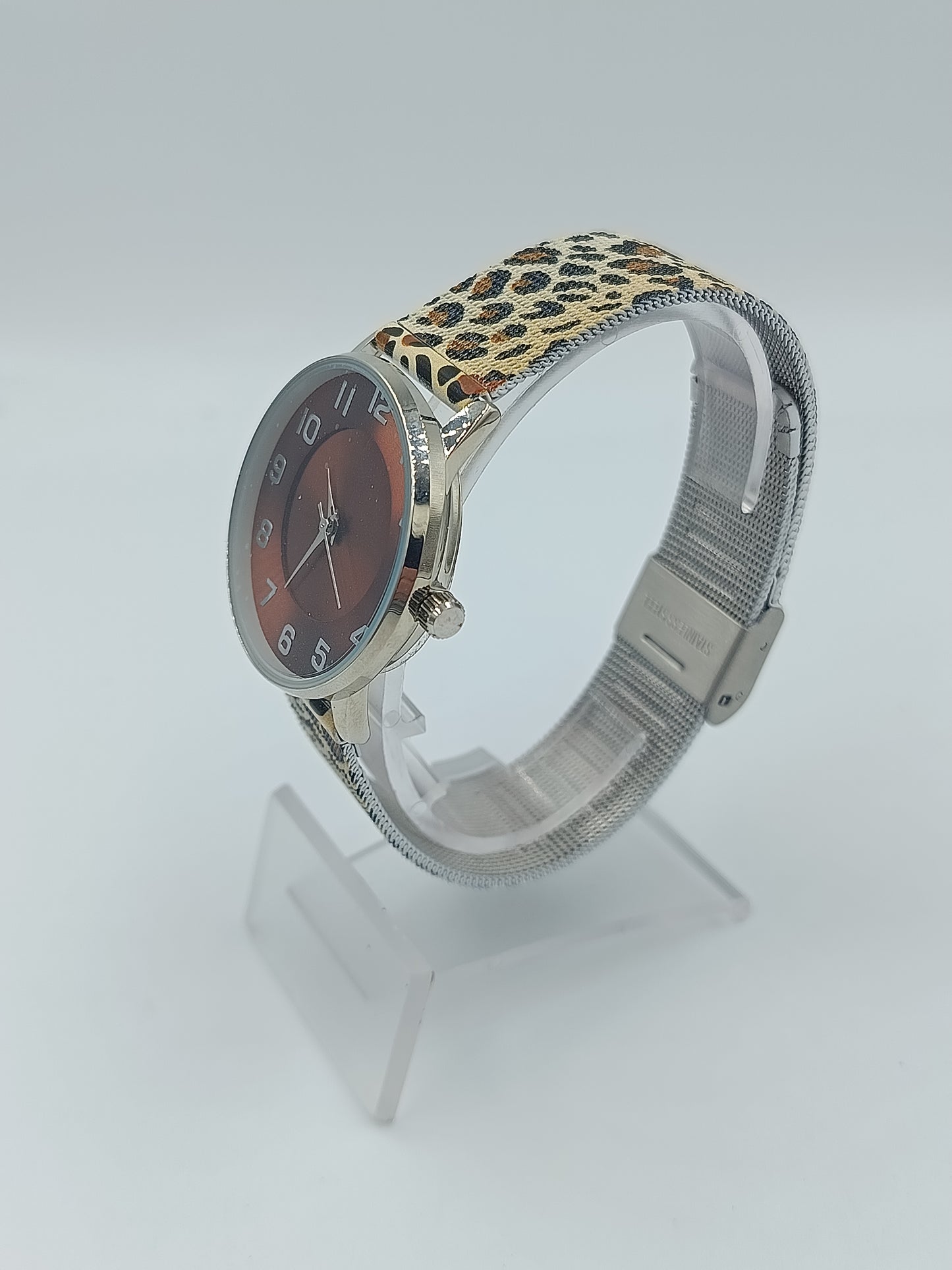 Damenarmbanduhr mit Leopardenmuster Armband und braunem Zifferblatt
