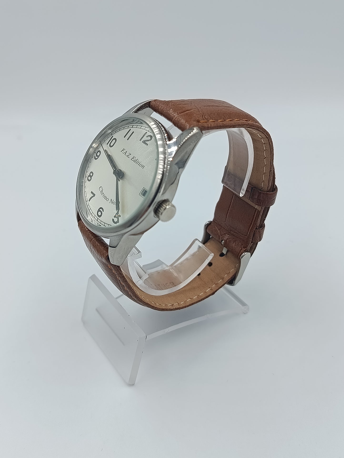F.A.Z Edition Chrono No.9 Herrenarmbanduhr mit Datum und braunem Lederarmband