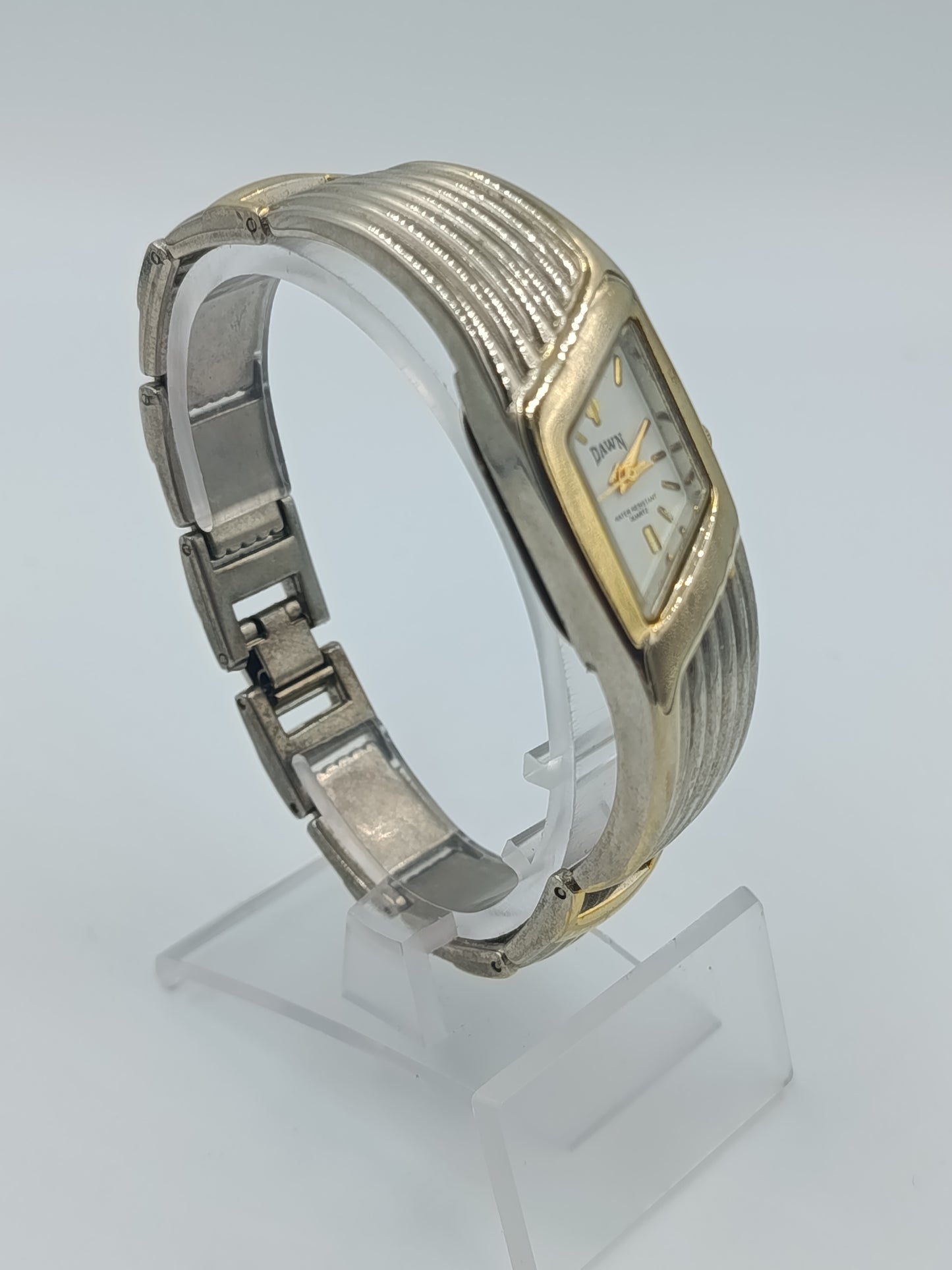 Dawn Damenarmbanduhr in Bicolor Design mit integriertem Metallarmband