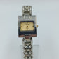 Elegante Damenarmbanduhr mit Gliederarmband und goldfarbenem Zifferblatt