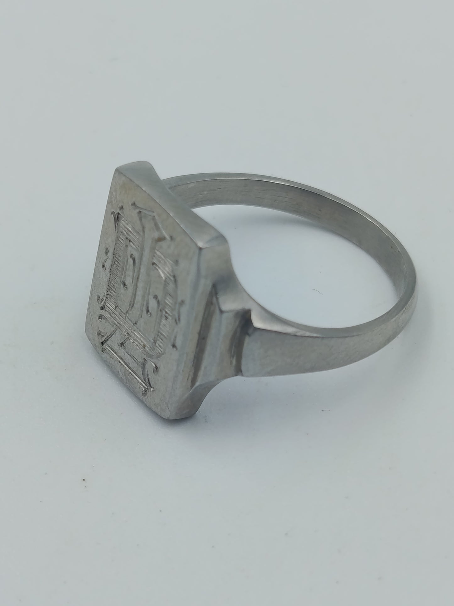 Siegelring in Silberoptik mit graviertem Monogramm Größe 58