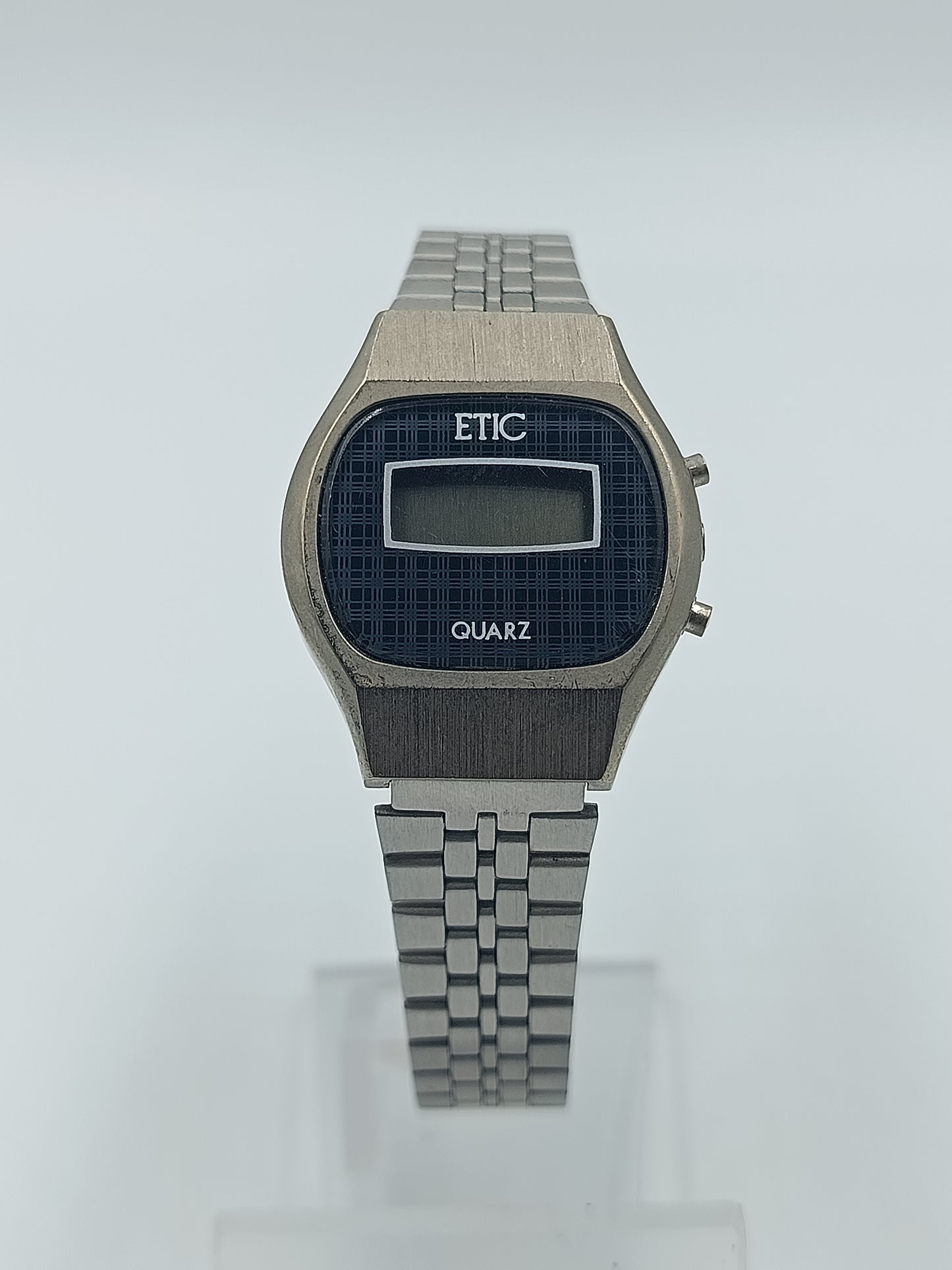 ETIC Vintage Digitaluhr Quartz Herrenarmbanduhr Edelstahl Retro