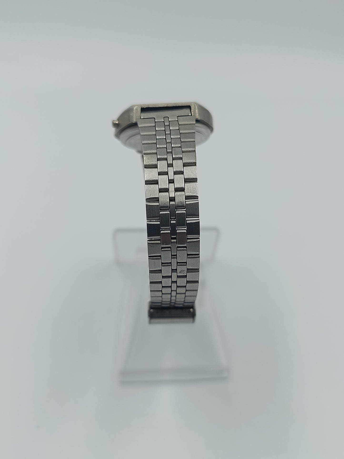 ETIC Vintage Digitaluhr Quartz Herrenarmbanduhr Edelstahl Retro