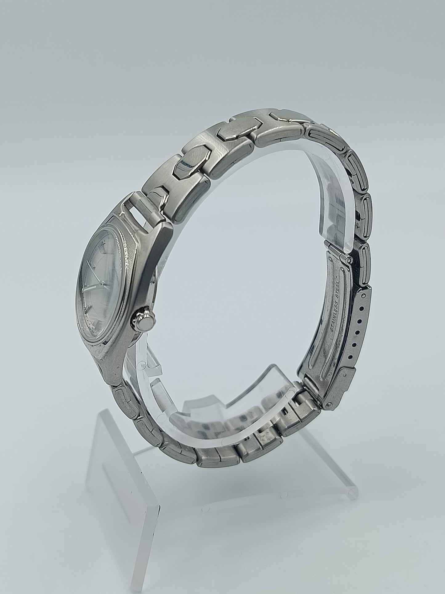 Casio Beside Damenarmbanduhr Quartz Water Resist 50M Edelstahl Silber