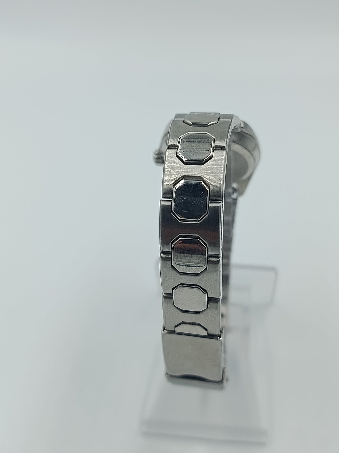 Casio Beside Damenarmbanduhr Quartz Water Resist 50M Edelstahl Silber