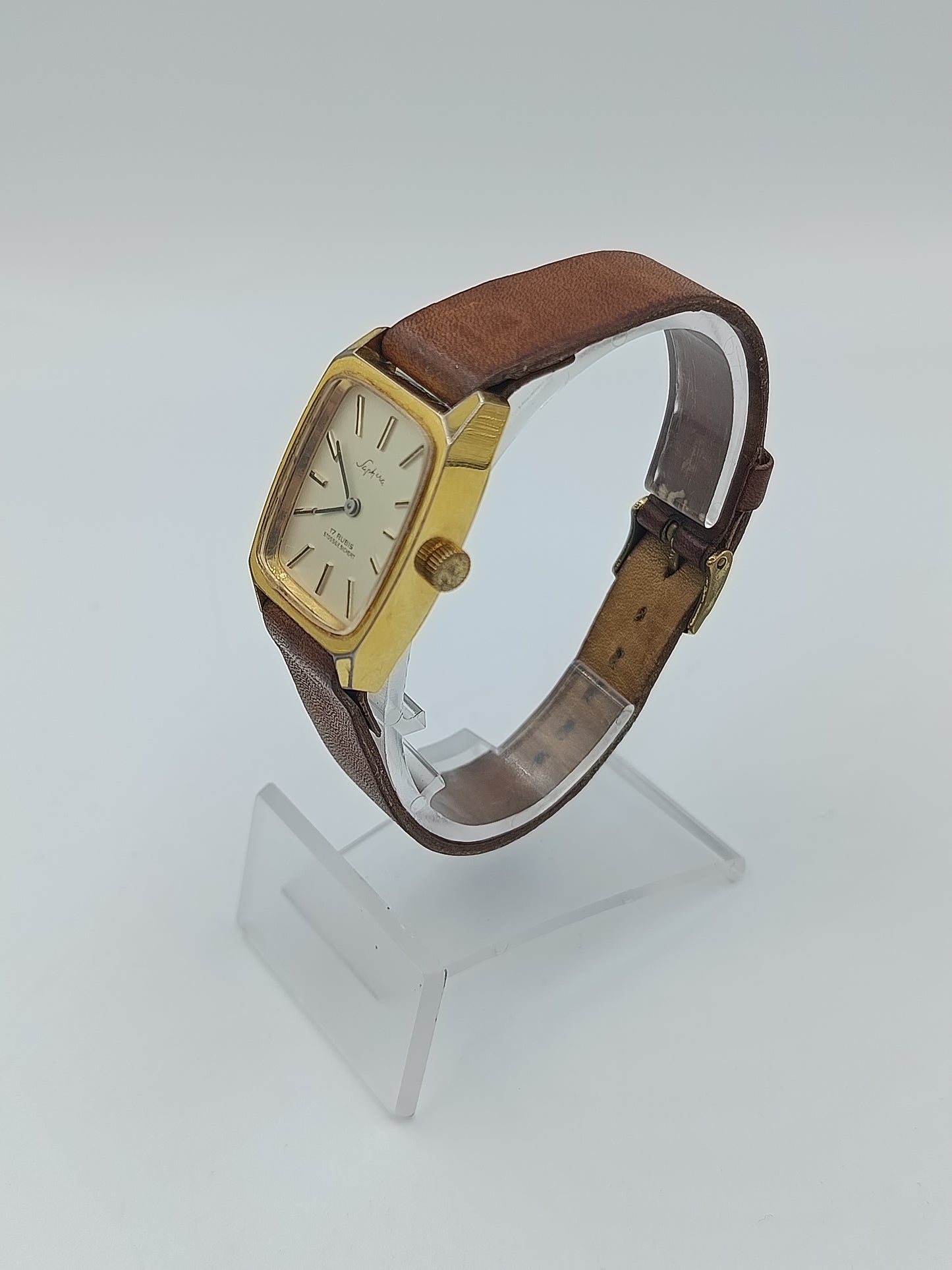 Elegante  Klassische Vintage Armbanduhr Saphira mit braunem Lederband