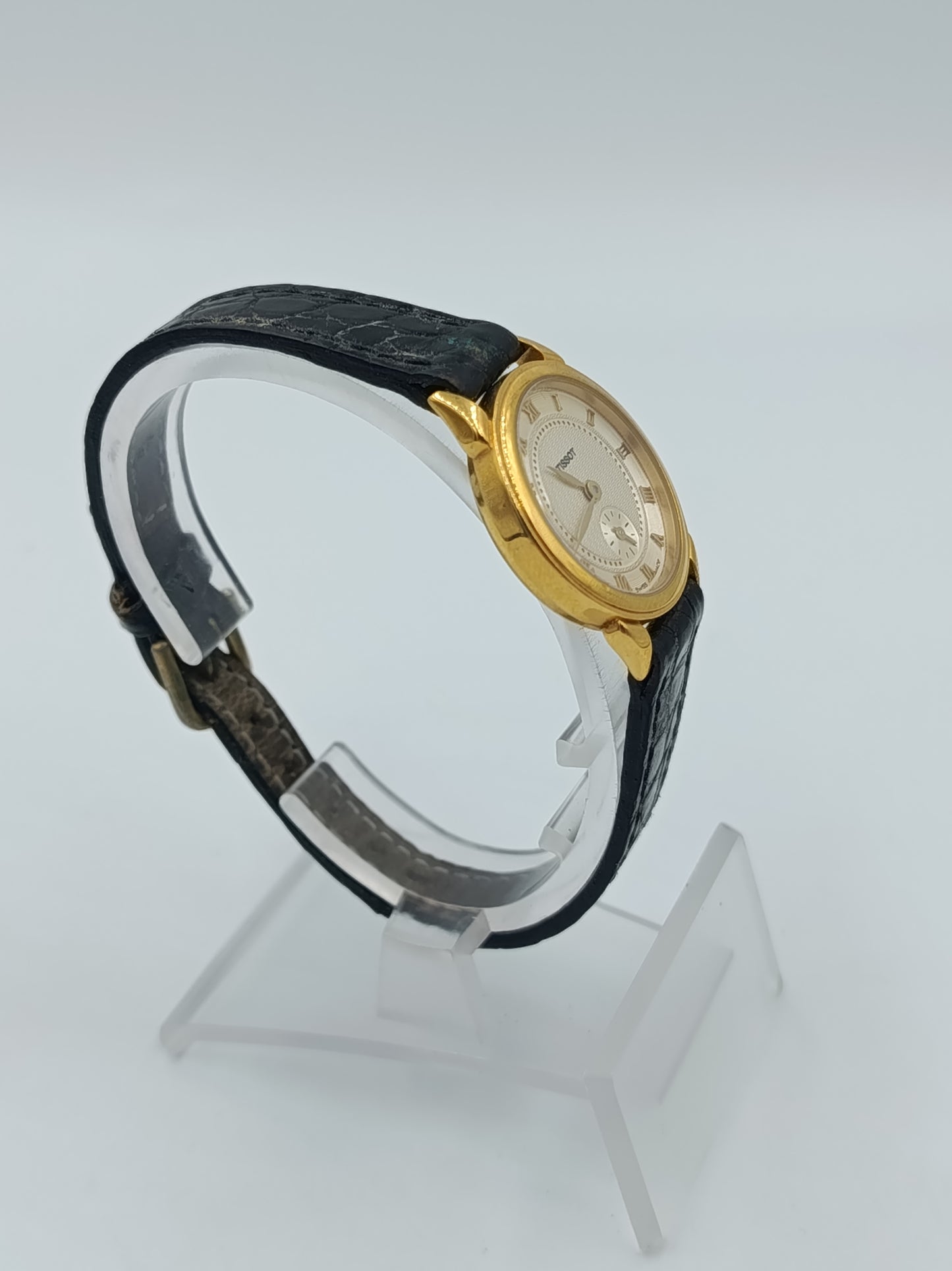 Tissot Damen Armbanduhr Swiss Made Goldfarben Lederarmband Kleine Sekunde
