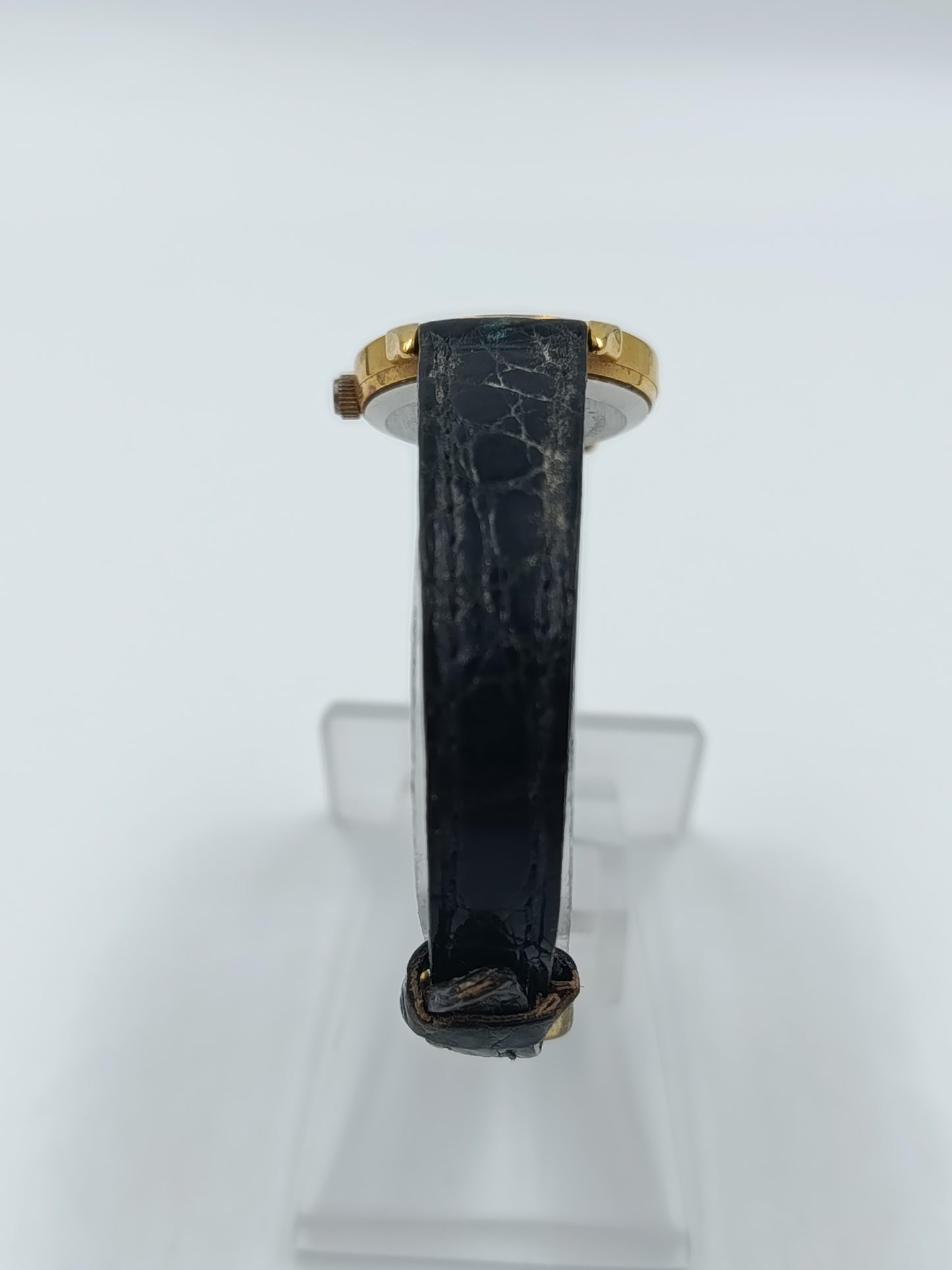 Tissot Damen Armbanduhr Swiss Made Goldfarben Lederarmband Kleine Sekunde