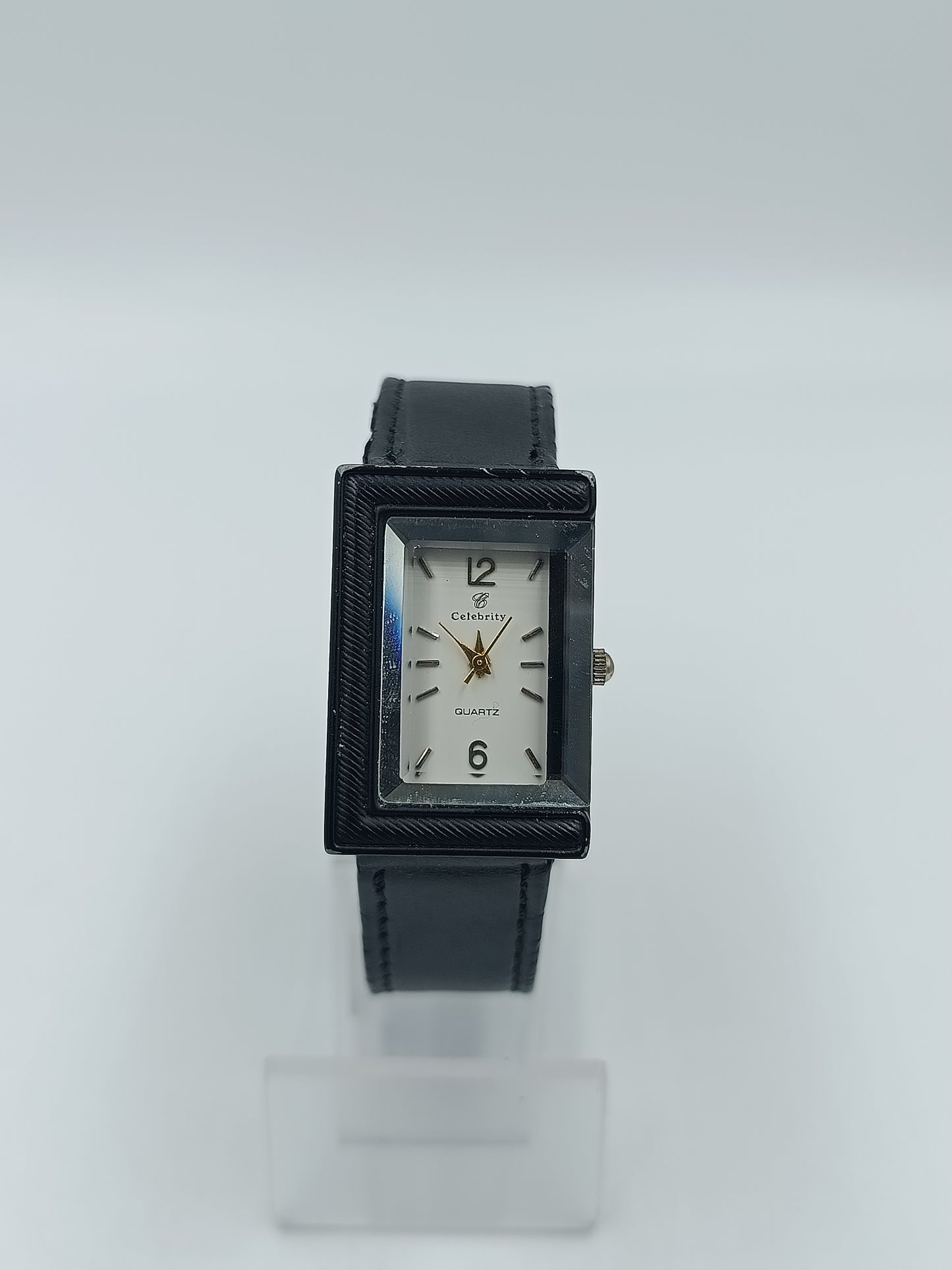 Celebrity Damen Armbanduhr rechteckiges Gehäuse mit schwarzem Lederarmband