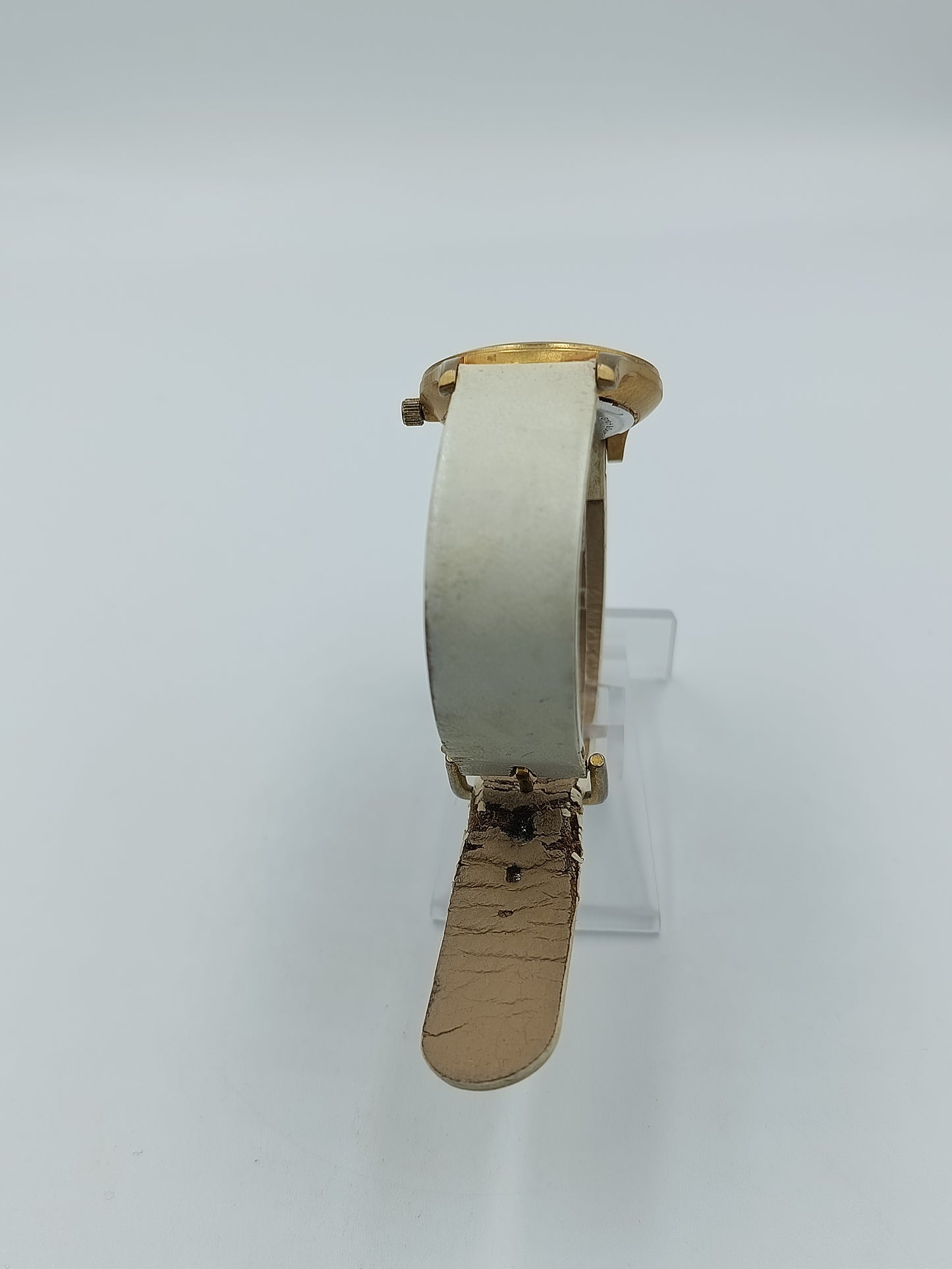 Elegante Gold Damenuhr – Schlichtes Zifferblatt & helles Lederband