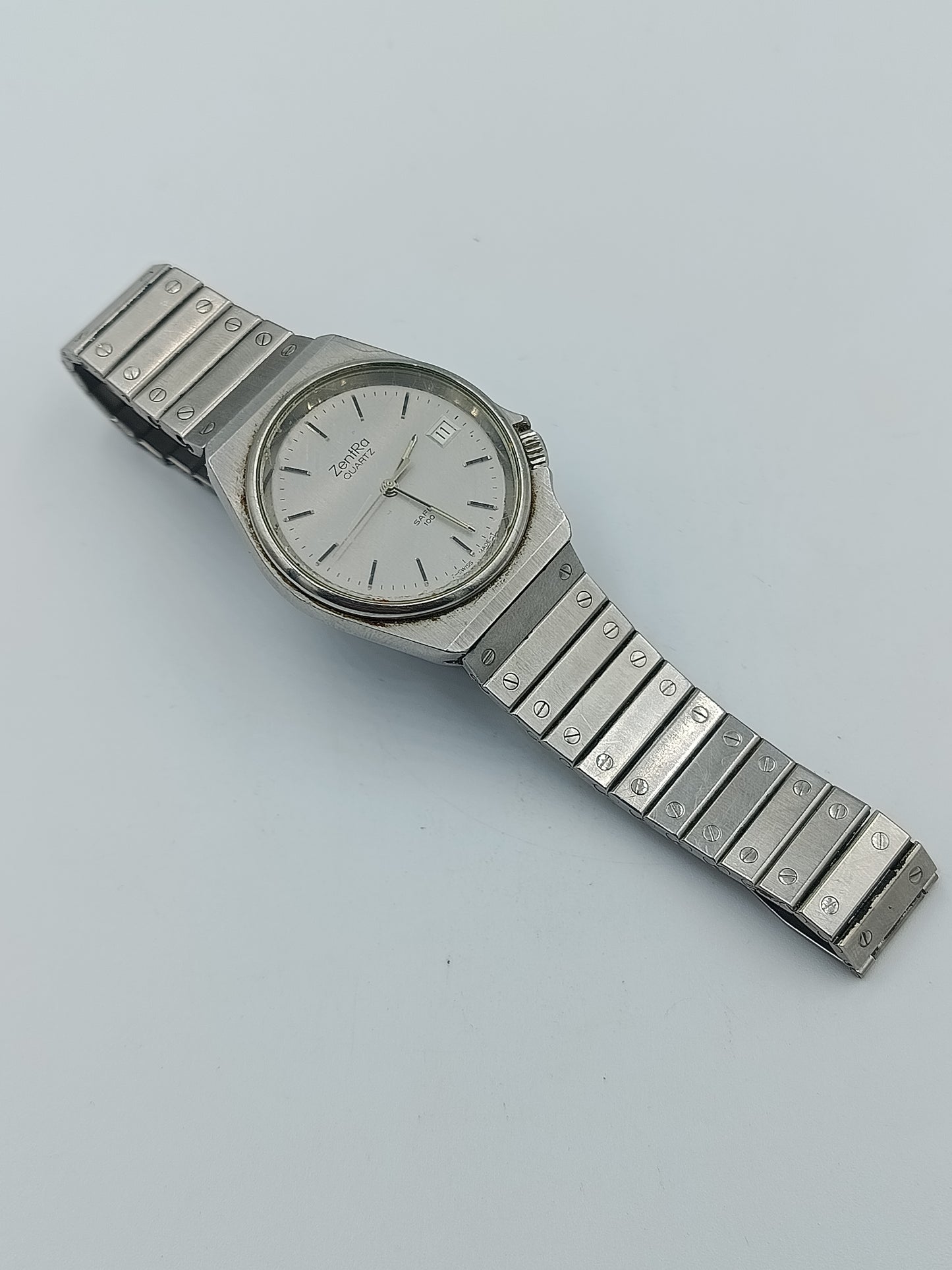 ZentRa Quarz Armbanduhr Edelstahl mit Datum Klassisch Zeitlos