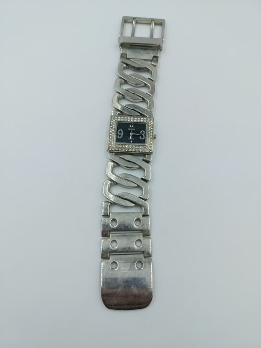 Pretty Quarz Armbanduhr Silberfarben mit Strassbesatz und Gliederarmband