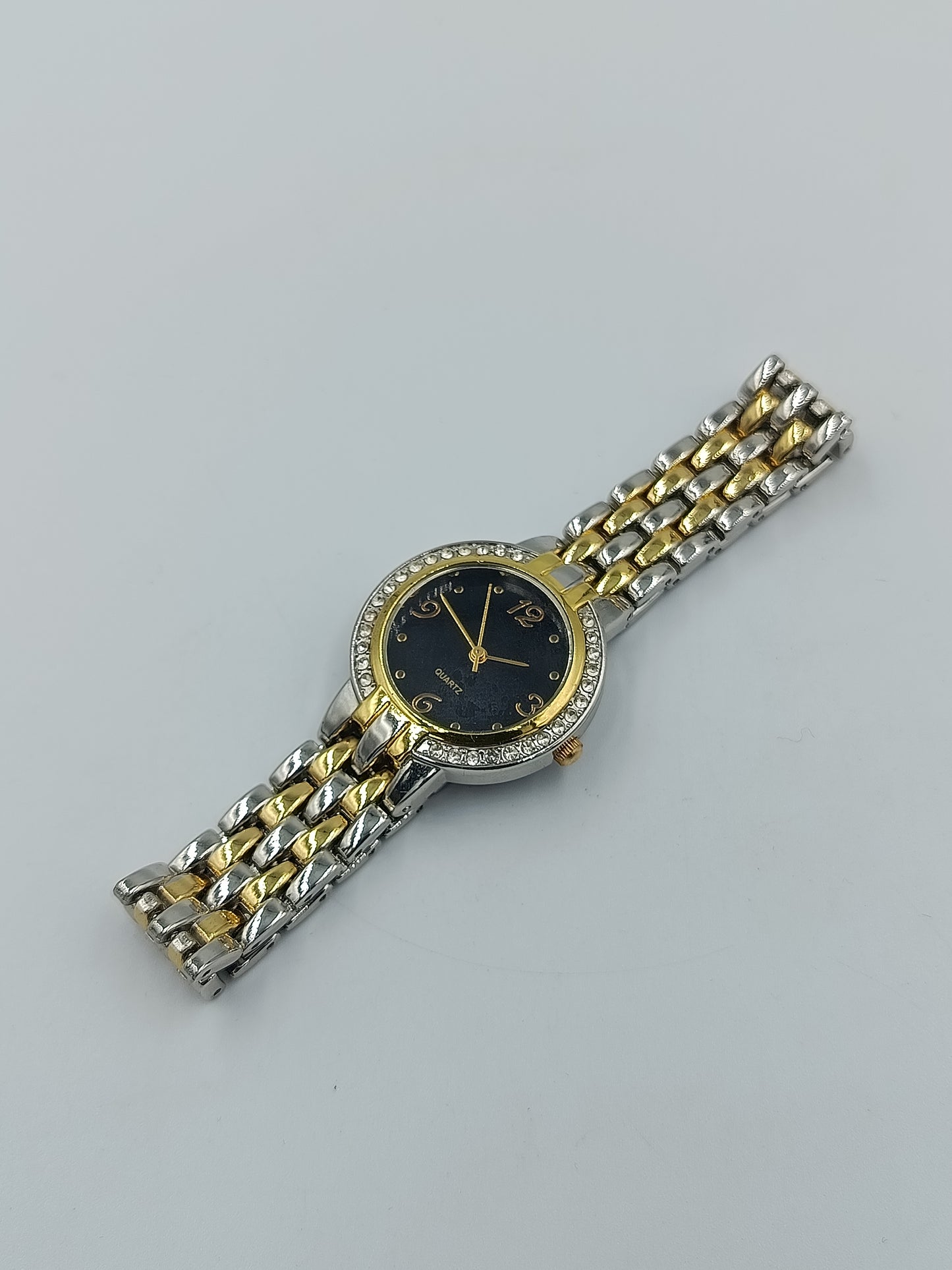 Damenuhr Bicolor Strass – Elegante Quartz Uhr mit schwarzem Blatt