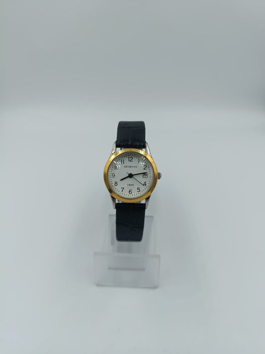 Fabiani Damenarmbanduhr mit Datumsanzeige Lederarmband und goldfarbener Lünette