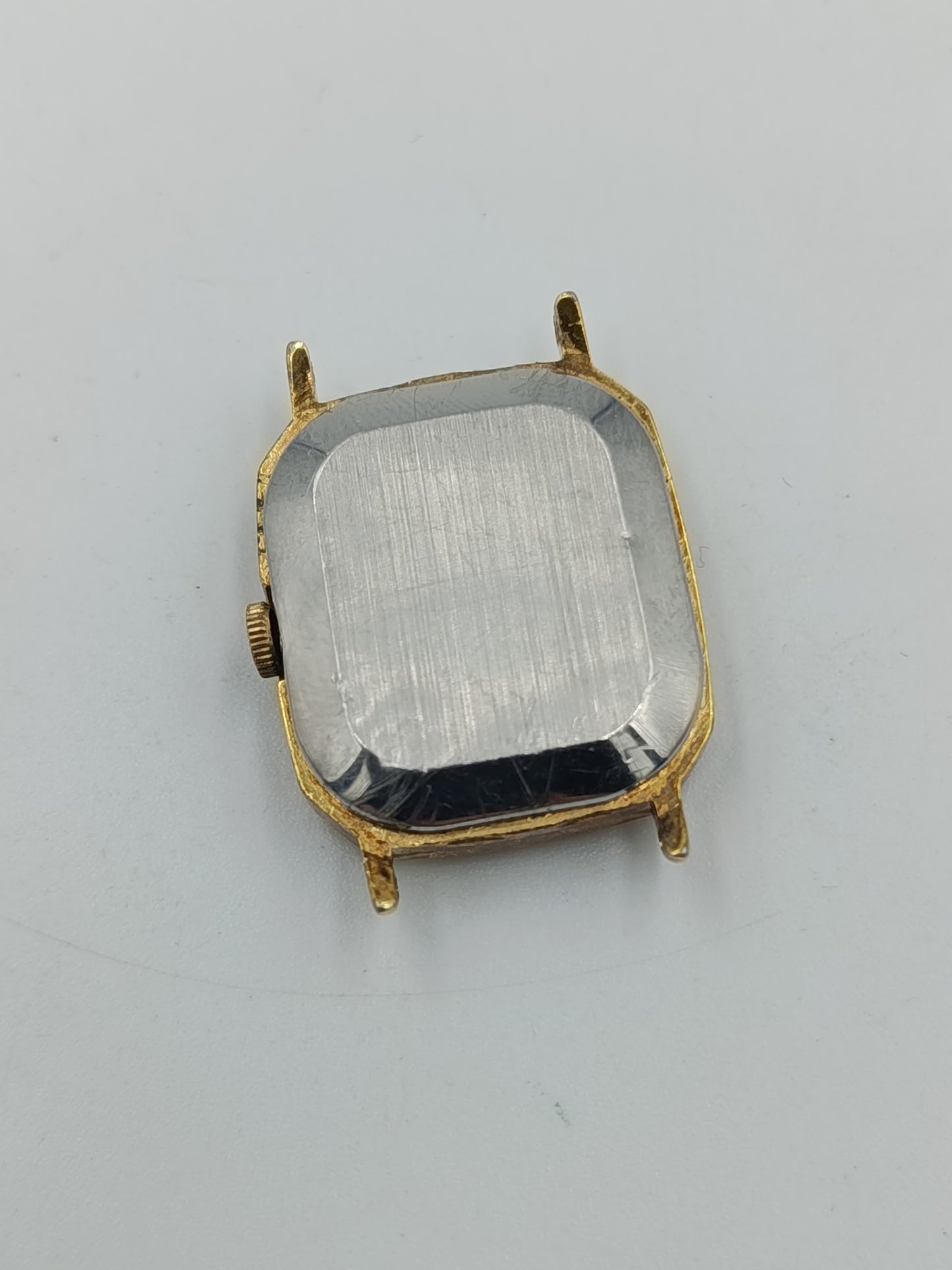 Klassische kleine Damen Armbanduhr in Goldoptik mit römischen Ziffern