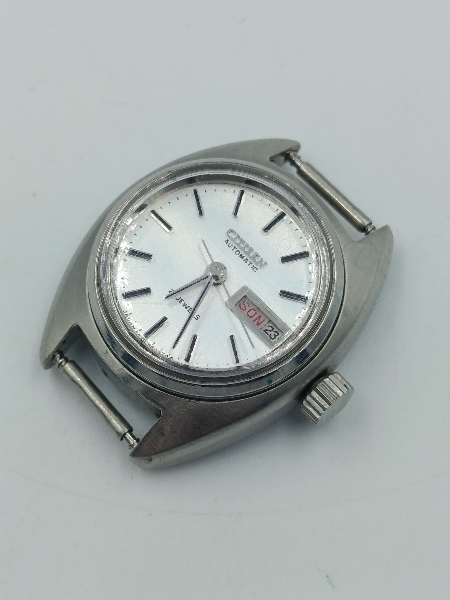 Citizen Automatic Herren Armbanduhr mit Datumsanzeige und silbernem Zifferblatt
