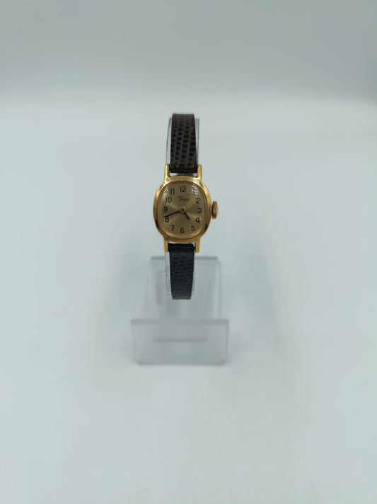 Klassische Timex Damen Armbanduhr in Goldoptik mit braunem Lederarmband