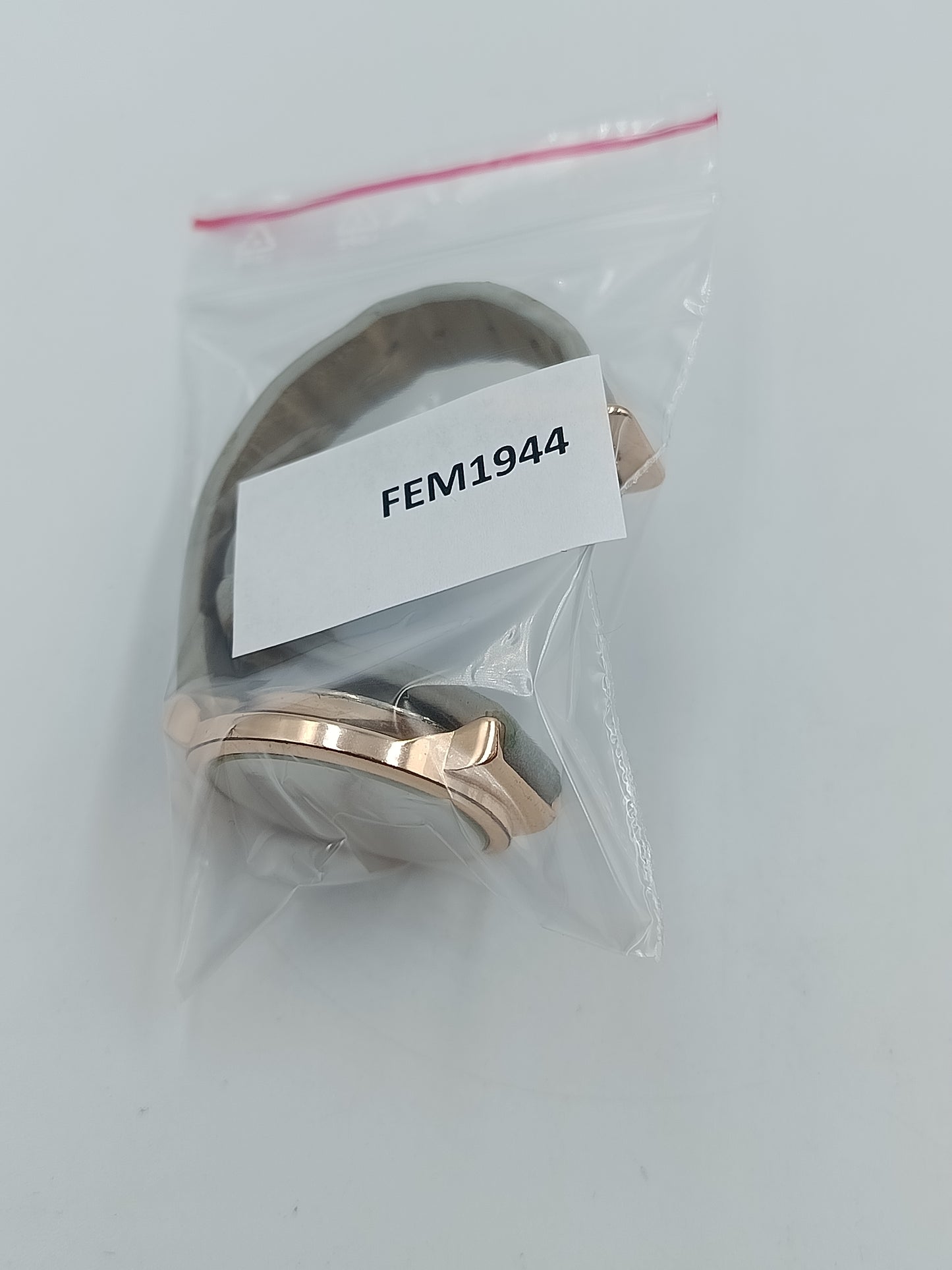 Elegante Damen Armbanduhr in Roségold Optik mit grauem Lederarmband