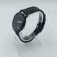 Minimalistische Damen Armbanduhr in Schwarz mit modernem Design