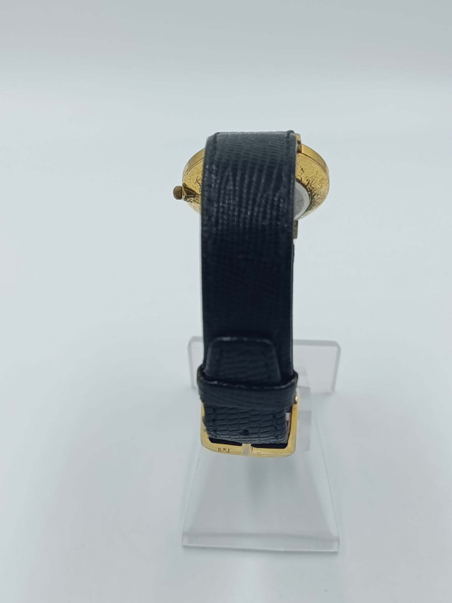 Elegante Damen Armbanduhr MC Quartz in Gold mit Strass Details