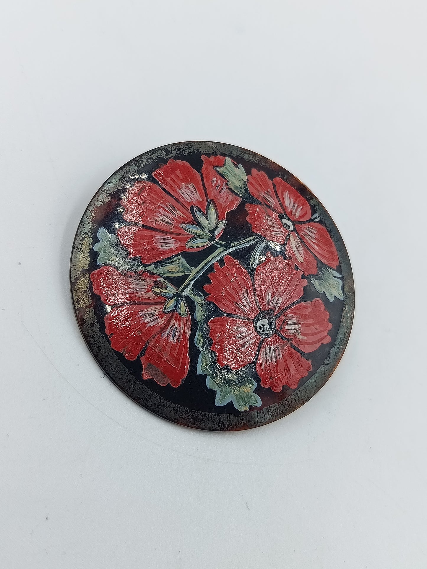 Wunderschöne runde Vintage Brosche mit handbemaltem Blumenmotiv in Rot