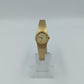 Seiko Quartz Damenarmbanduhr mit goldfarbenem Gehäuse und feinem Milanaiseband