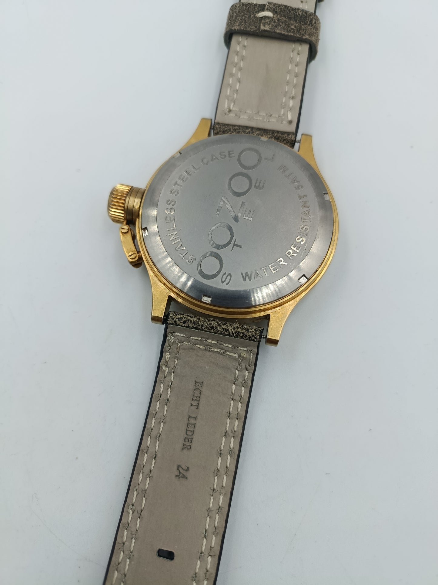 OOZOO Steel Armbanduhr Goldfarben Lederarmband Datum Herren Uhr Defekt