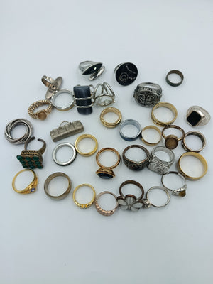 Großes Ringe Konvolut  Damenringe Modeschmuck Sammlung 215g
