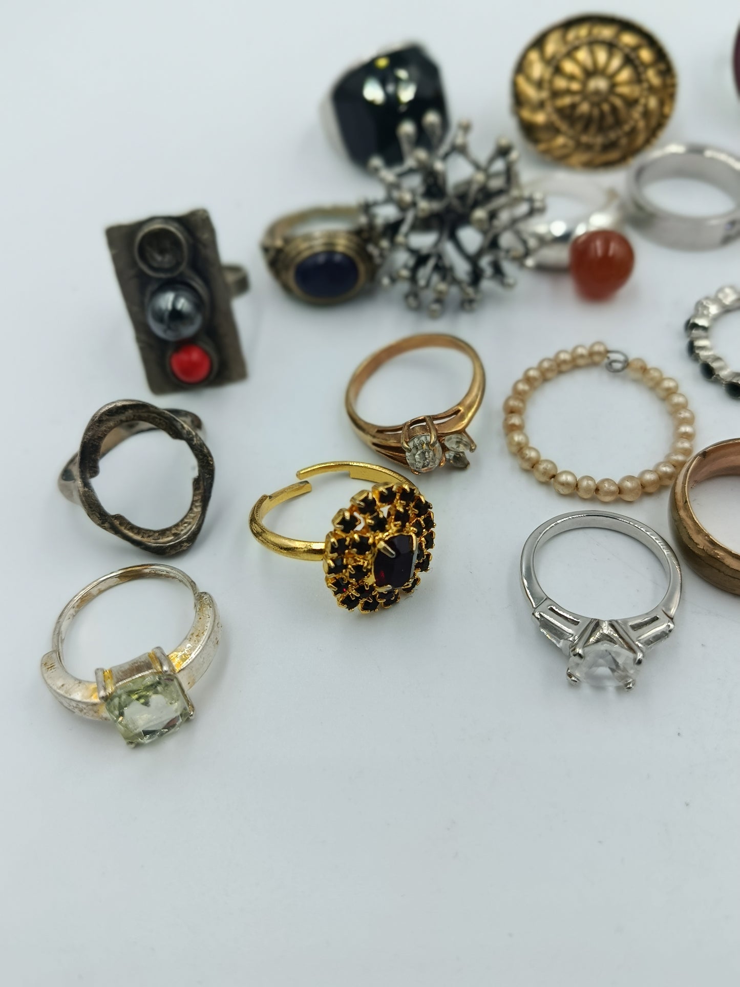 Großes Ringe Konvolut Damenringe Modeschmuck Sammlung ca 176g