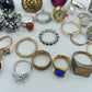 Großes Ringe Konvolut Damenringe Modeschmuck Sammlung ca 176g