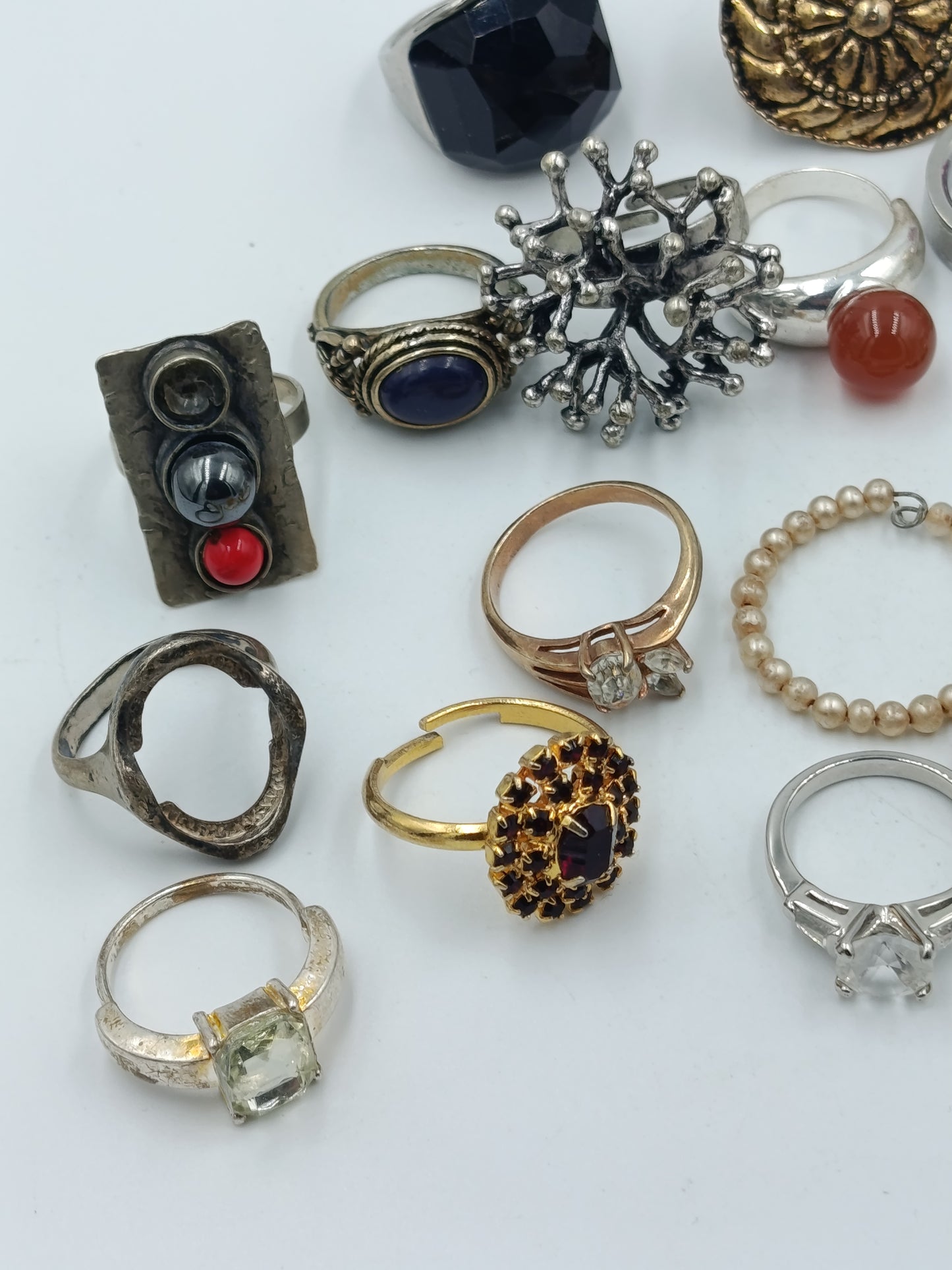 Großes Ringe Konvolut Damenringe Modeschmuck Sammlung ca 176g