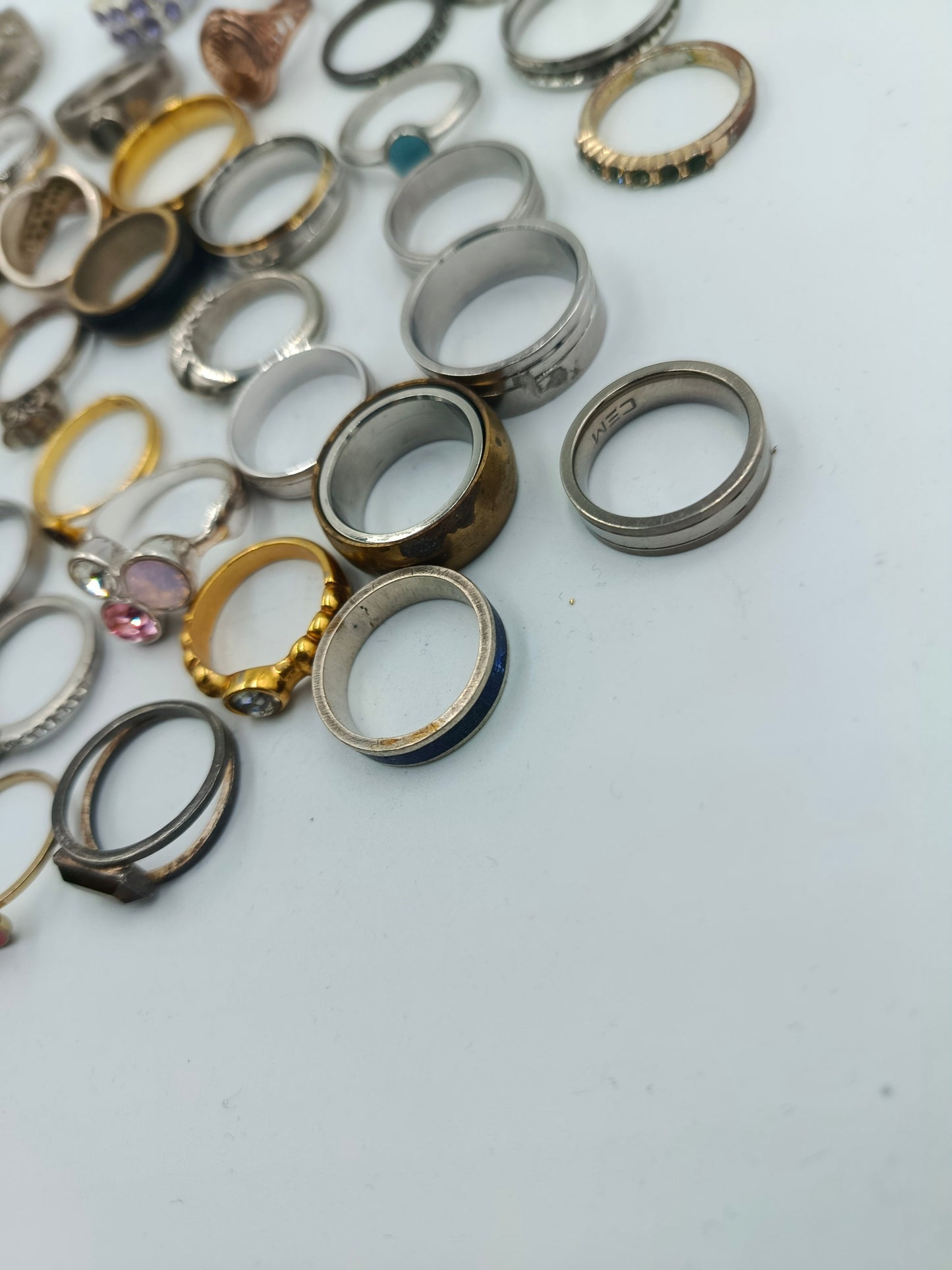 Großes Ringe Konvolut Damenringe Modeschmuck Sammlung ca 225,7g