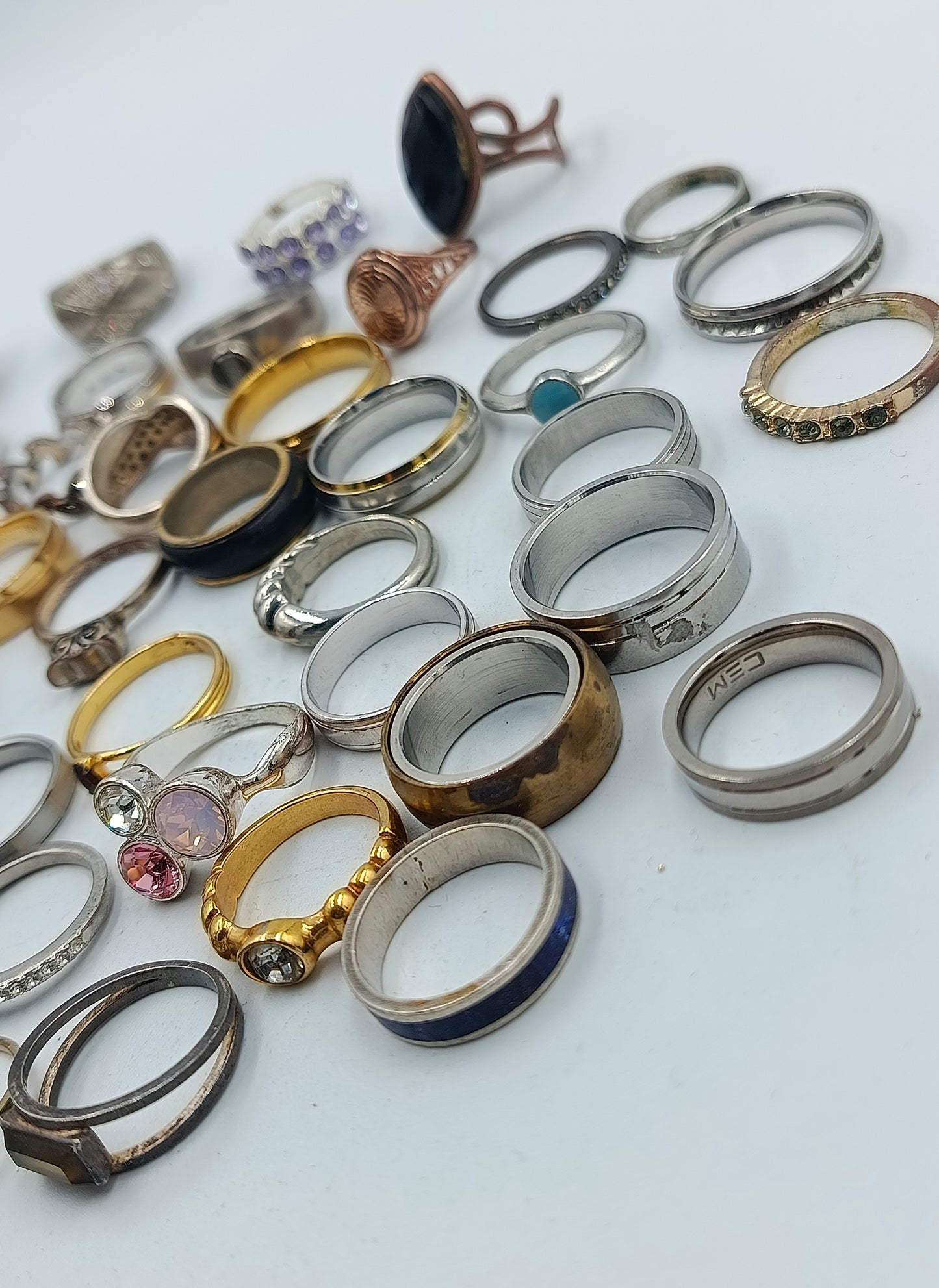 Großes Ringe Konvolut Damenringe Modeschmuck Sammlung ca 225,7g