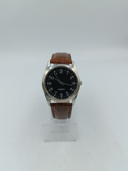 Herren Uhr Quartz Klassisch Braun Lederarmband Silber Vintage