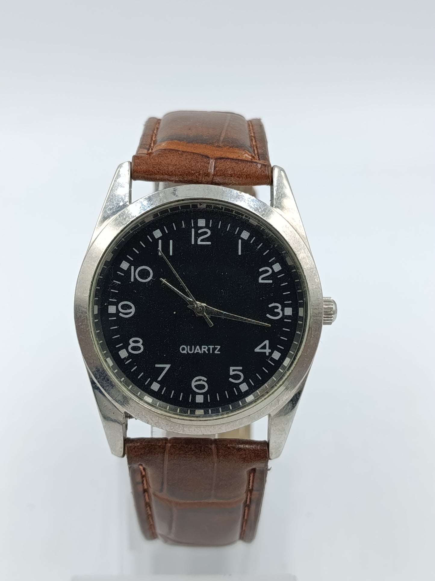 Herren Uhr Quartz Klassisch Braun Lederarmband Silber Vintage