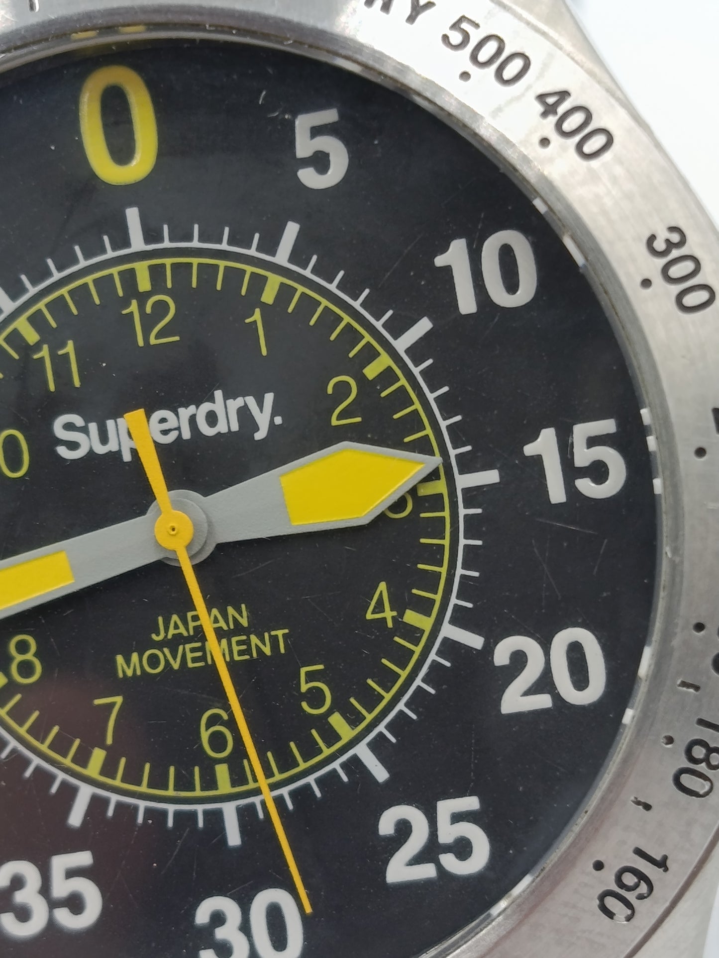 Superdry Herren Uhr Sport Gelb Schwarz Japan Movement Edelstahl