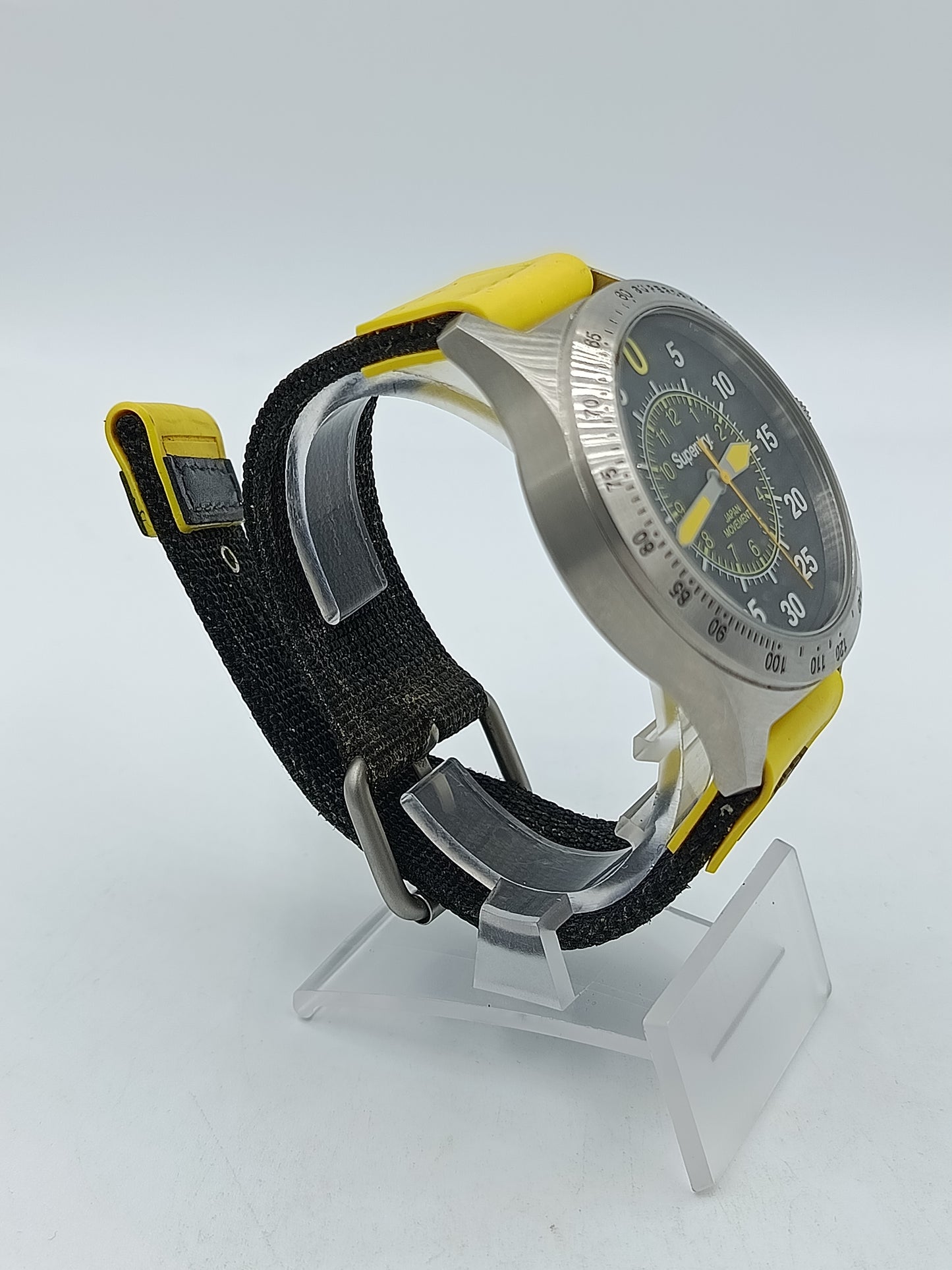 Superdry Herren Uhr Sport Gelb Schwarz Japan Movement Edelstahl