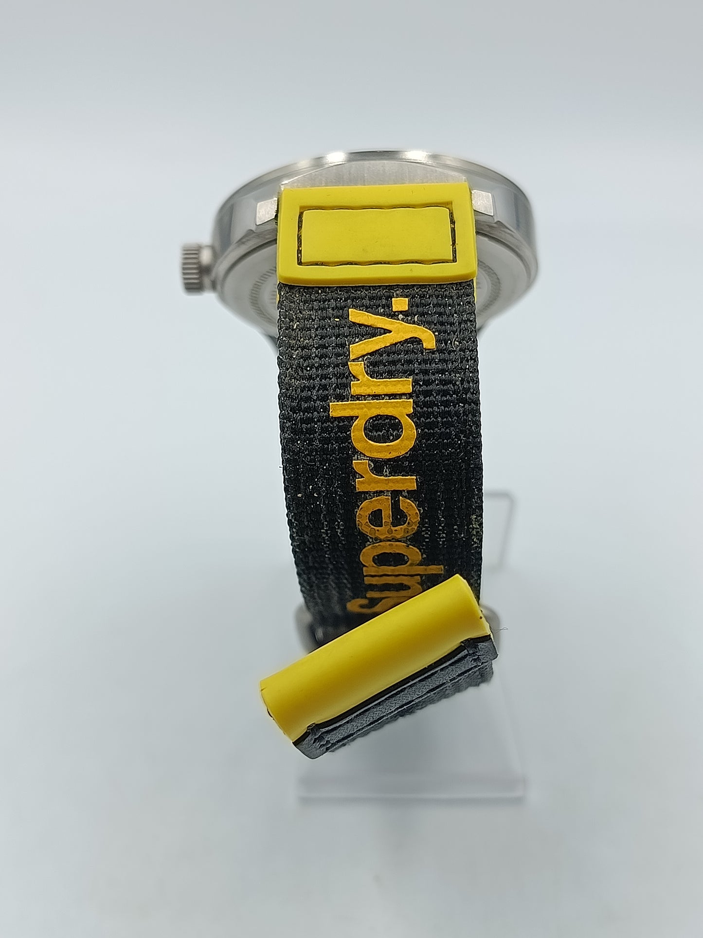 Superdry Herren Uhr Sport Gelb Schwarz Japan Movement Edelstahl