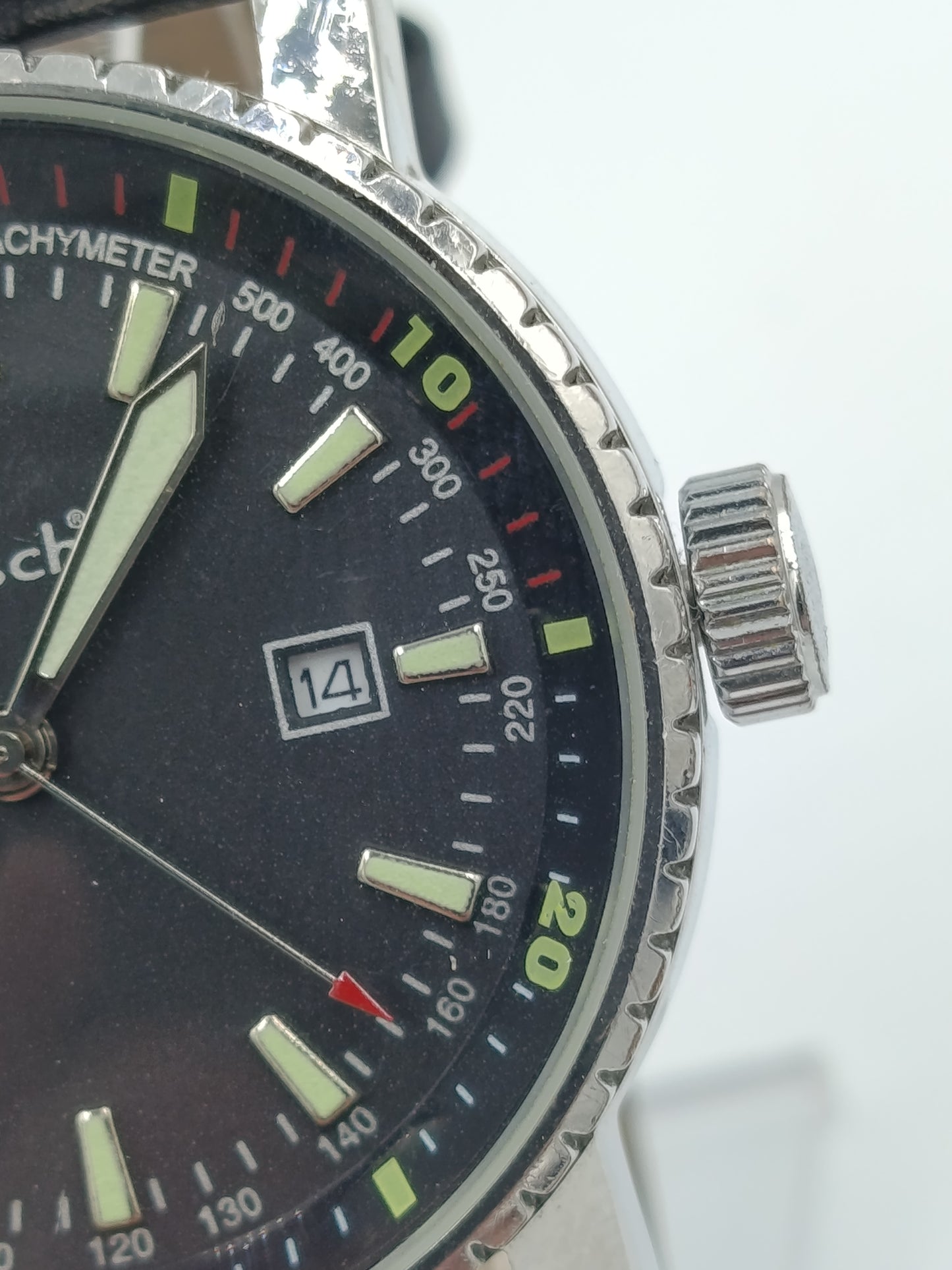Hirsch Herren Uhr Tachymeter Datum Quarz Edelstahl Lederarmband Sport